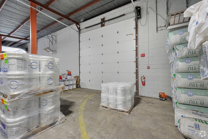 More Photos Of 252-262 Depot Rd, Milford Light Distribution For Lease