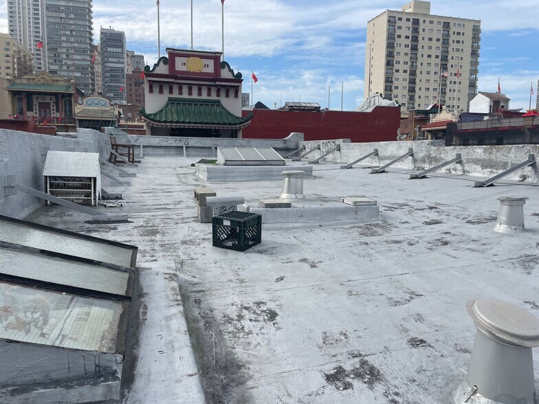 More Photos Of 736-738 Grant Ave, San Francisco Storefront Retail Office For Sale