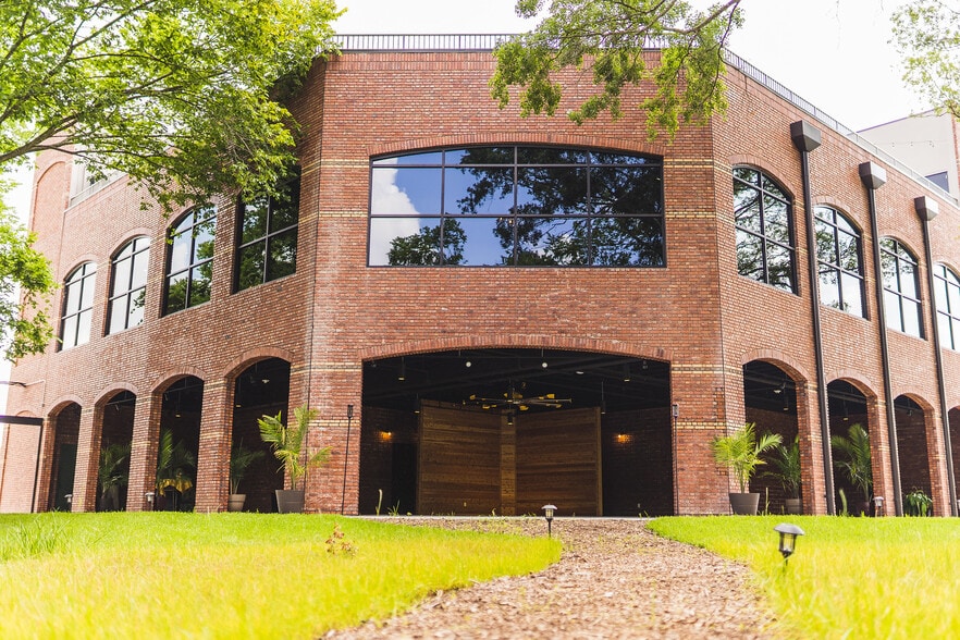 Primary Photo Of 24902 Franz Rd, Katy Freestanding For Sale