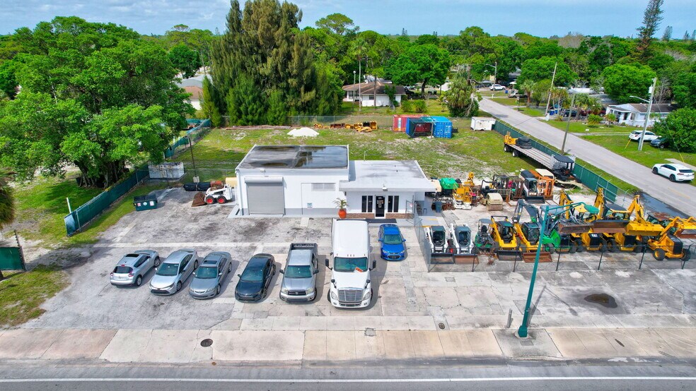 More Photos Of 2108 Orange Ave, Fort Pierce Freestanding For Sale