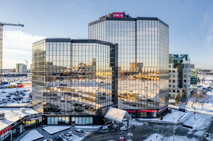 More Photos Of 2500 Boul Daniel-Johnson, Laval Office Residential For Lease