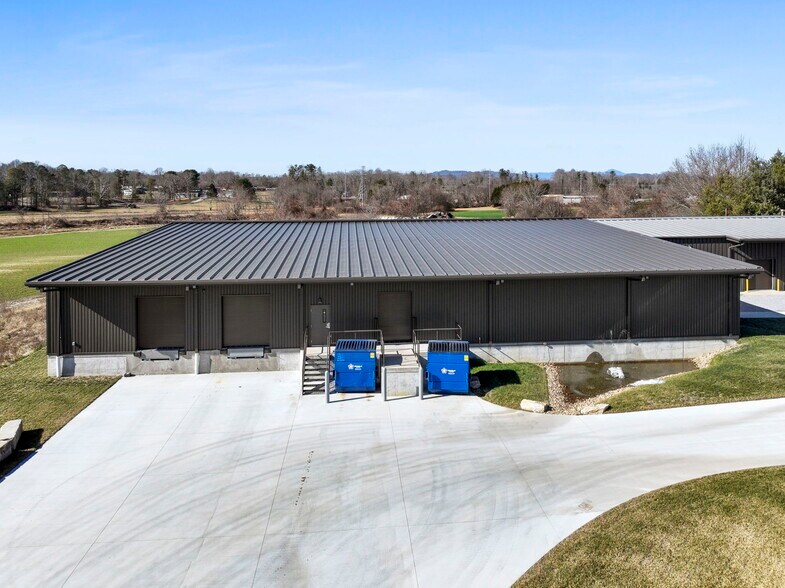 More Photos Of 110 Commercial Blvd, Flat Rock Manufacturing For Sale