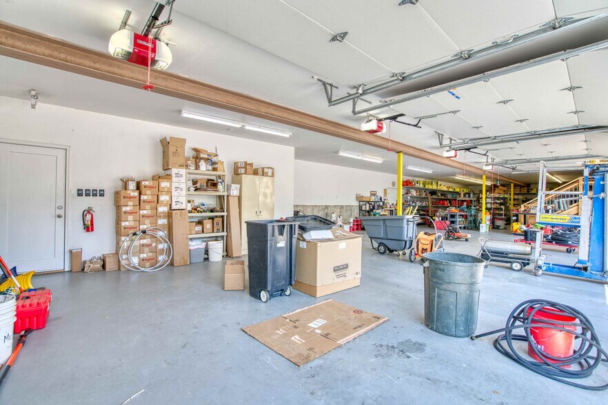 More Photos Of 1120 Boston Ave, Longmont Warehouse For Lease