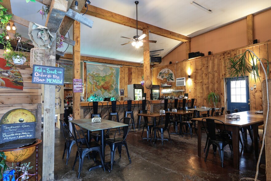 More Photos Of 16454 Appalachian Hwy, Thomas Restaurant For Sale