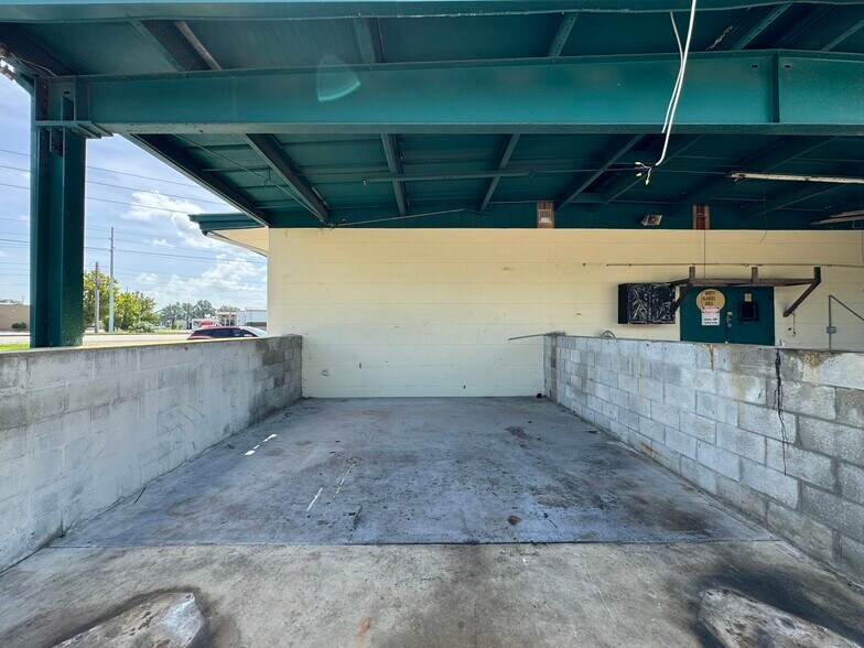 More Photos Of 1010 Us-27 Hwy, Sebring Office For Lease