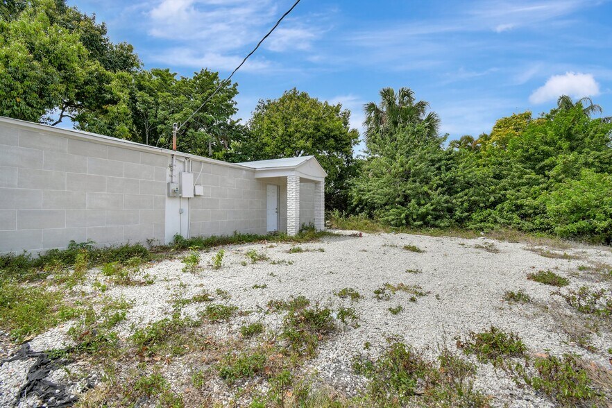 More Photos Of 2160 NW 24th St, Fort Lauderdale Land For Sale
