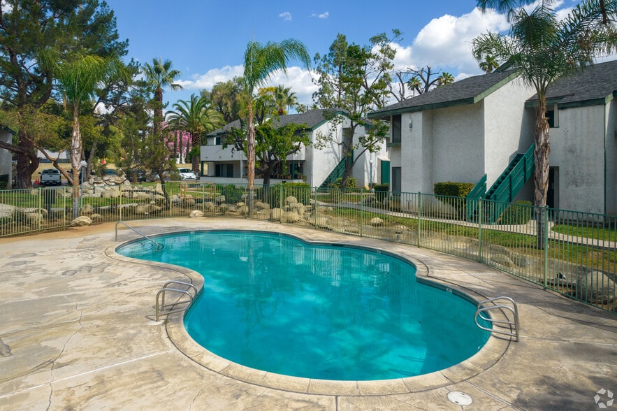 More Photos Of 621 Church St, Redlands Multifamily For Sale