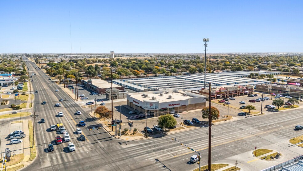 More Photos Of 2417 82nd St, Lubbock Drugstore For Sale