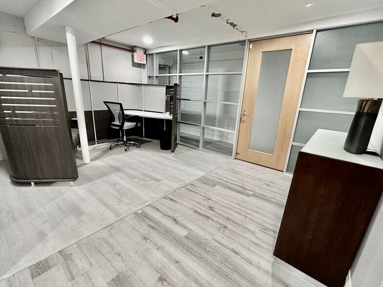 More Photos Of 12 Havemeyer Pl, Greenwich Office For Lease