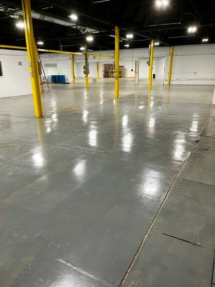 More Photos Of 850 St Paul St, Rochester Warehouse For Lease