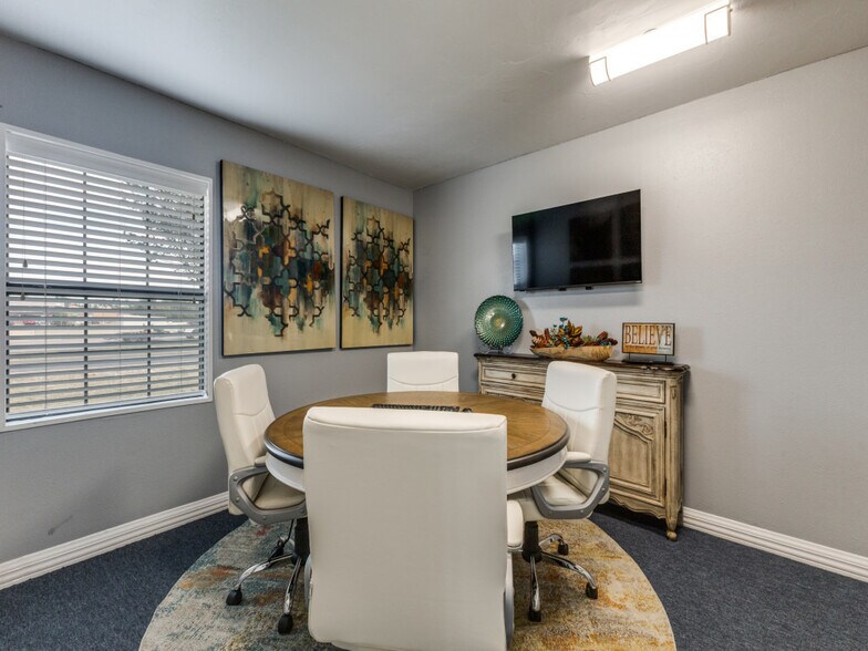 More Photos Of 101 E Us-80 Hwy, Forney Freestanding For Sale