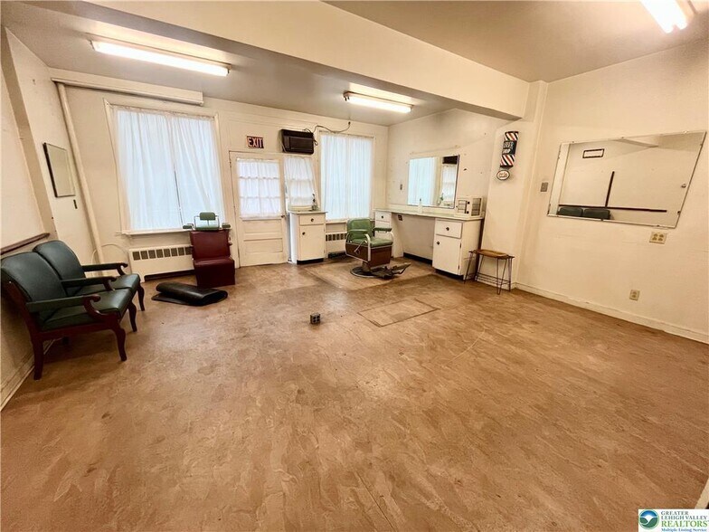 More Photos Of 4100 William Penn Hwy, Easton General Retail For Lease