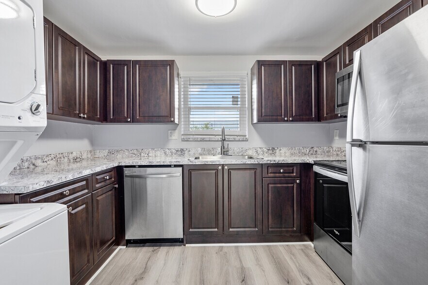 More Photos Of 700-728 SW 81st Ter, North Lauderdale Apartments For Sale