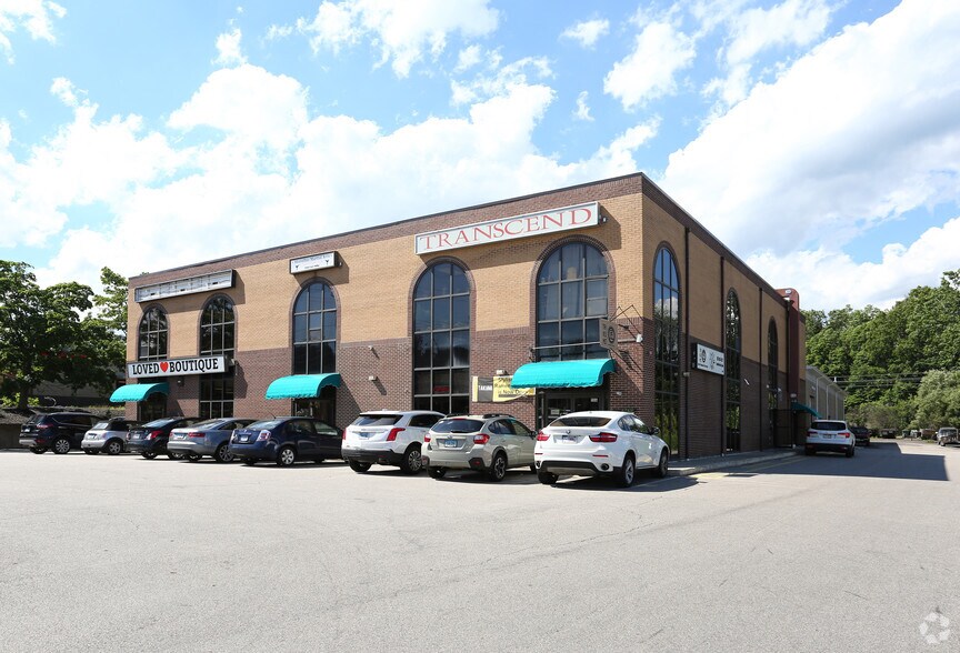 More Photos Of 906-930 W Main St, Branford Storefront Retail Office For Lease