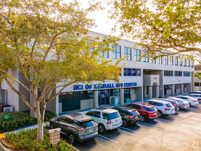 More Photos Of 11400-11440 N Kendall Dr, Miami Unknown For Lease