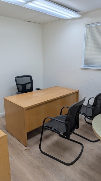 More Photos Of 1133 San Leandro Blvd, San Leandro General Retail For Lease