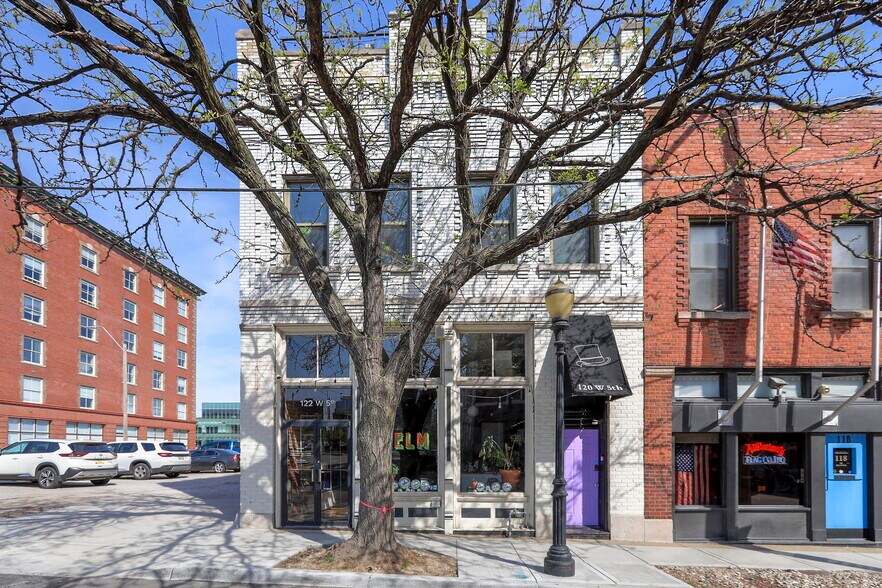 More Photos Of 120-122 W 5th St, Kansas City Storefront Retail Residential For Sale