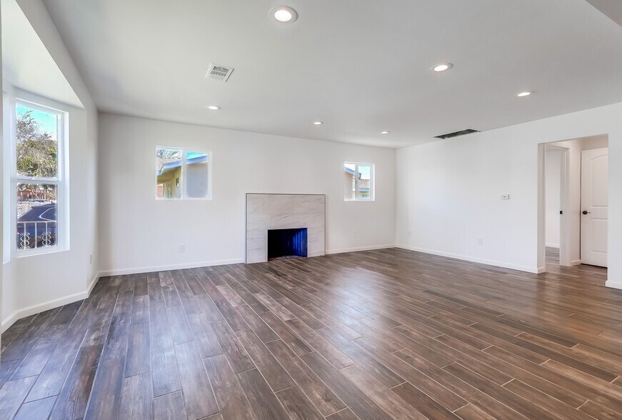 More Photos Of 3834 W 111th St, Inglewood Multifamily For Sale