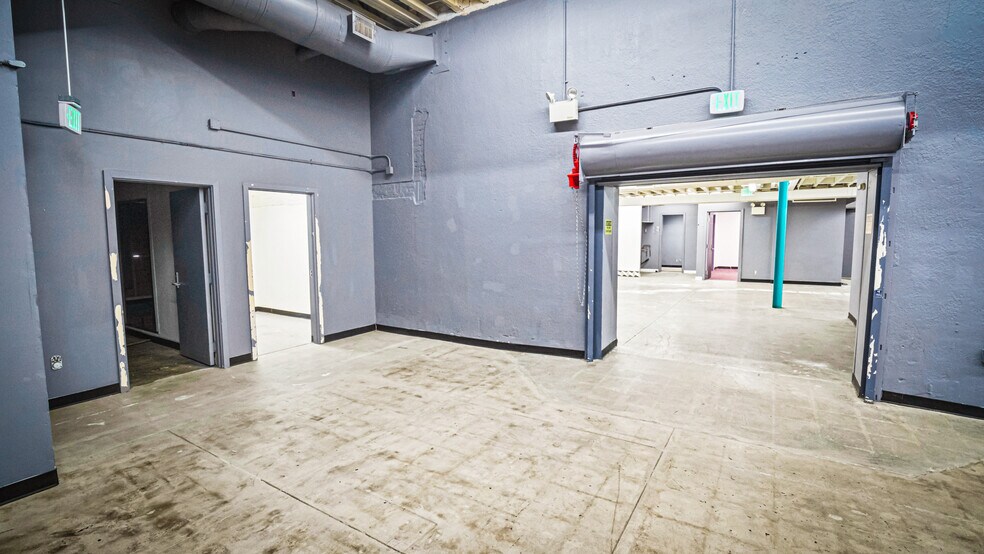 More Photos Of 236-242 Pine Ave, Long Beach Storefront Retail Office For Lease