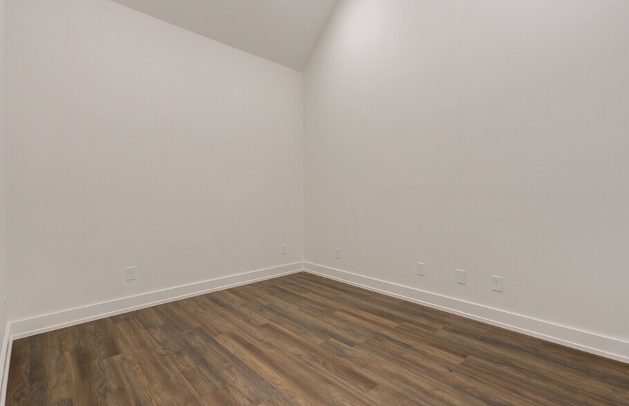 More Photos Of 8926 County Road 6820, Lubbock Warehouse For Sale