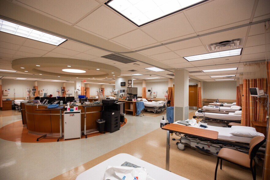 More Photos Of 6240 Rashelle Dr, Flint Medical For Sale