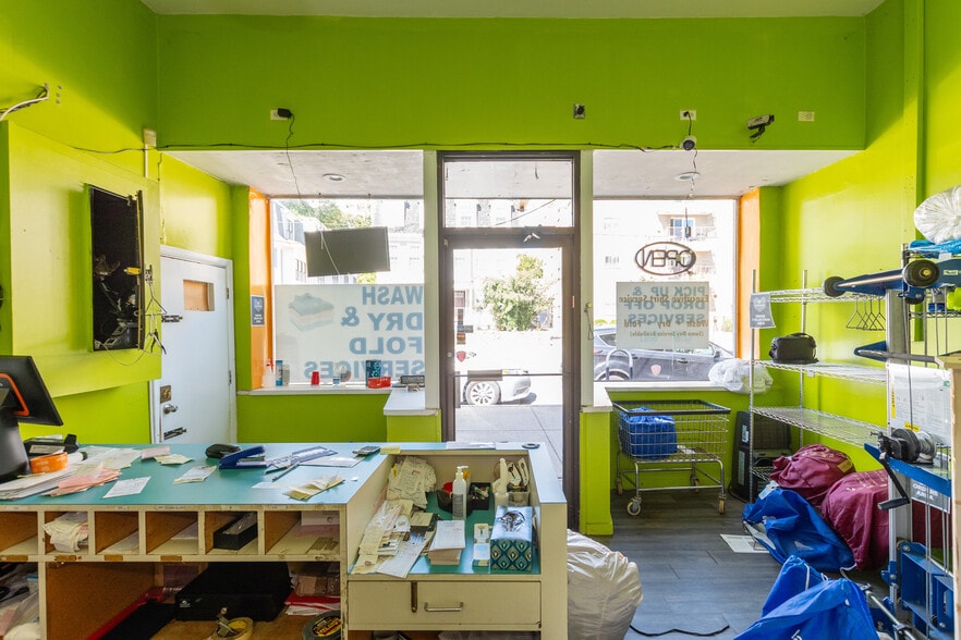 More Photos Of 144 Tremont St, Boston Storefront For Sale