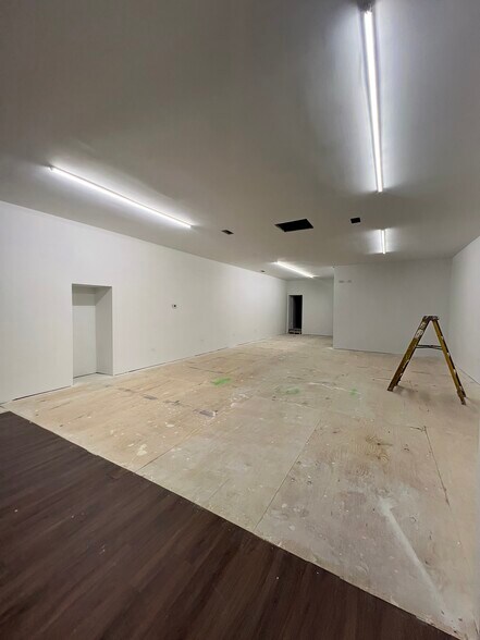 More Photos Of 11412 S Michigan Ave, Chicago Storefront For Lease