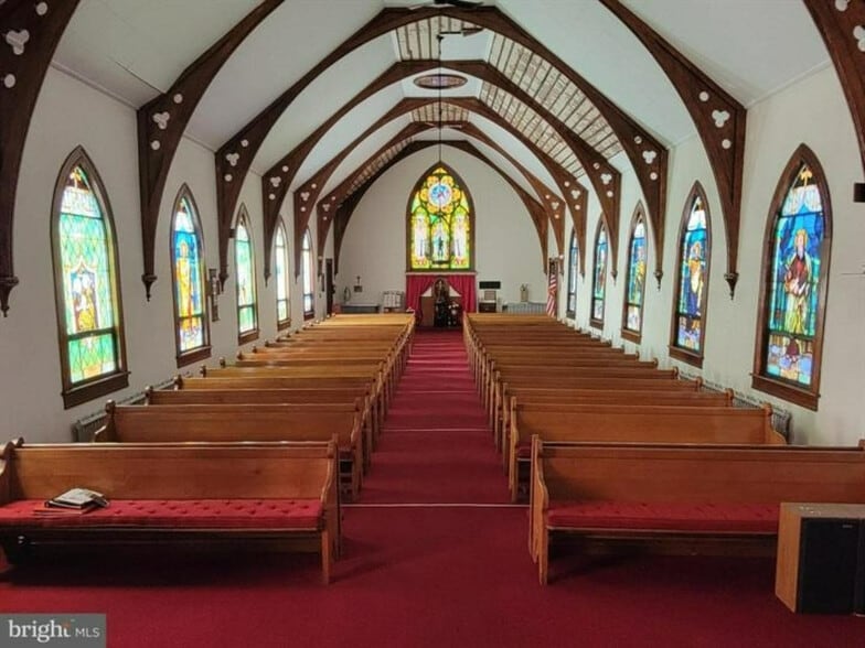 More Photos Of 120 W 4th St, Mount Carmel Religious Facility For Sale