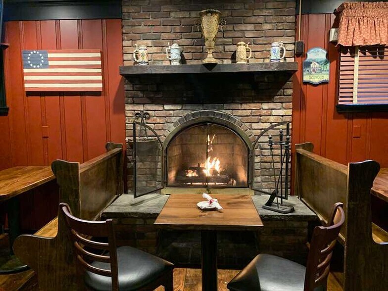 More Photos Of 33 Savin Ave, Norwood Restaurant For Sale