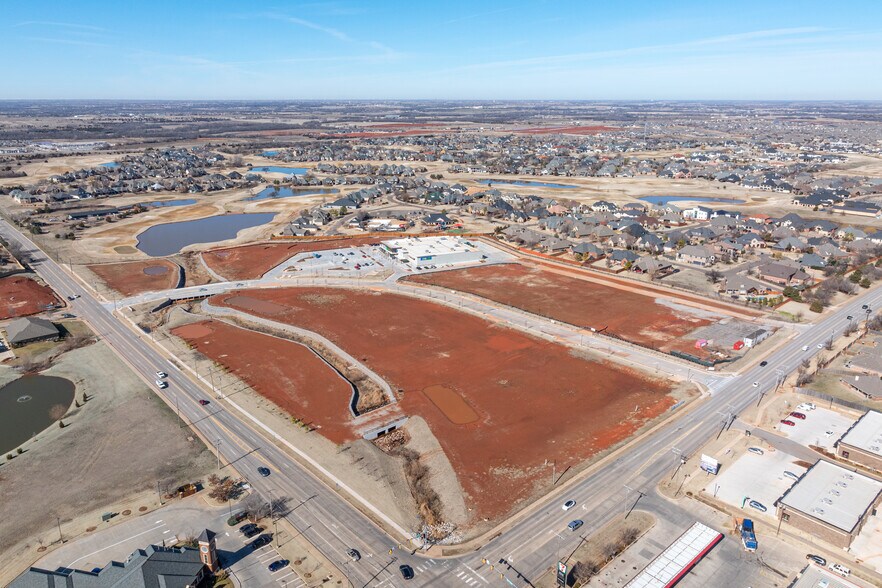 More Photos Of 16533 N May Ave, Edmond Unknown For Lease