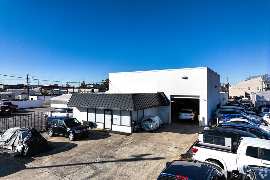 Primary Photo Of 245 Pennsylvania Ave, Virginia Beach Auto Repair For Lease
