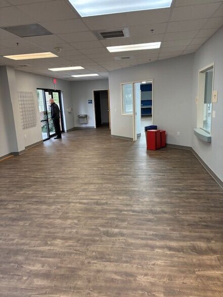 More Photos Of 2360 S Highway 29, Cantonment Medical For Sale