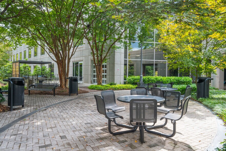 More Photos Of 4100 Wildwood Pky, Atlanta Unknown For Lease