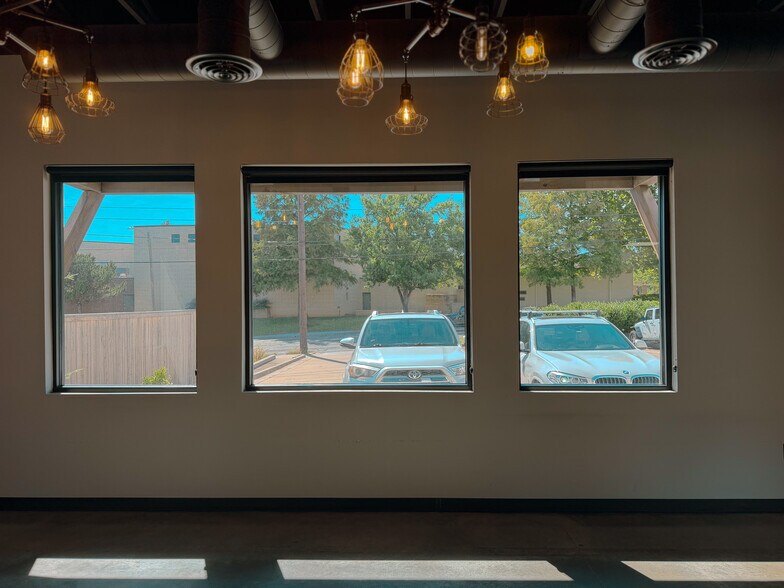 More Photos Of 1713 S Peoria Ave, Tulsa Medical For Lease