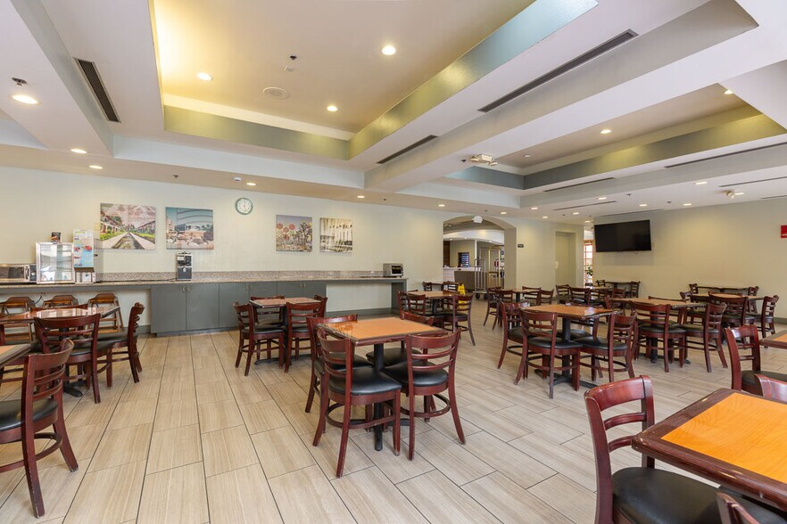 More Photos Of 74695 Highway 111, Palm Desert Hotel For Sale