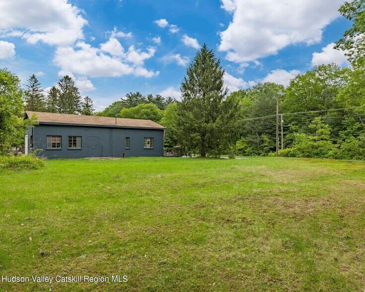 More Photos Of 2774 NY-28 Hwy, Shokan General Retail For Sale