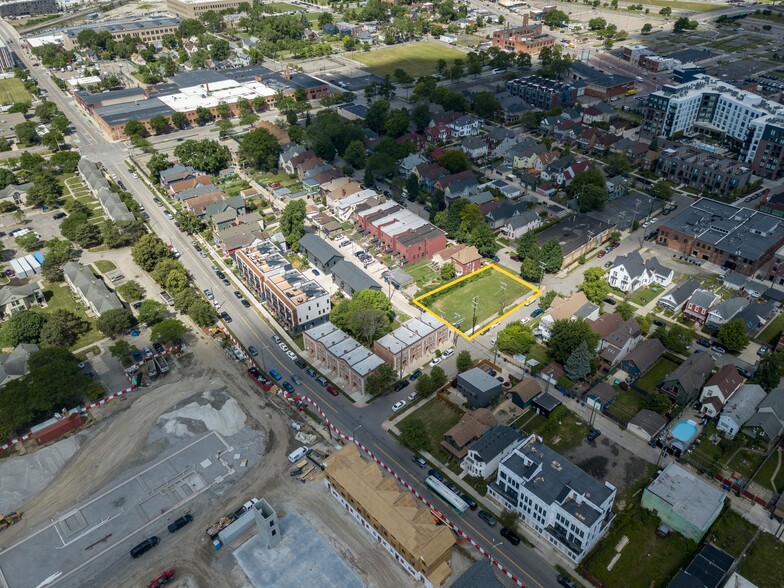 More Photos Of 1601 Leverette st, Detroit Land For Sale