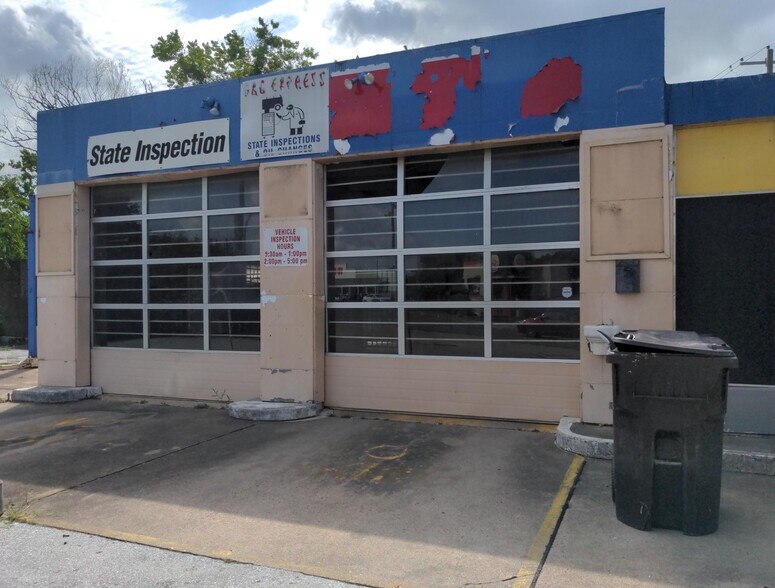 More Photos Of 1200 E Mulberry St, Angleton Auto Repair For Sale