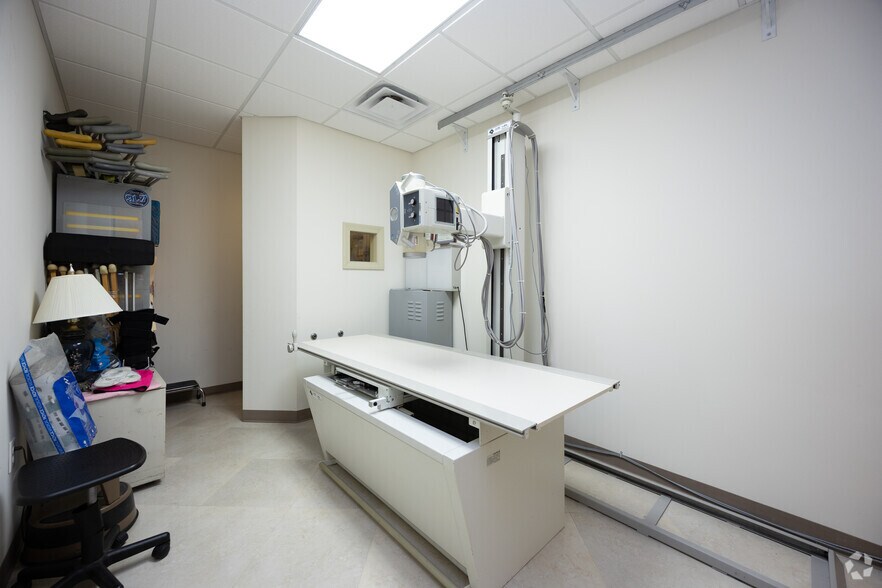 More Photos Of 5953 Buford Hwy NE, Doraville General Retail For Sale