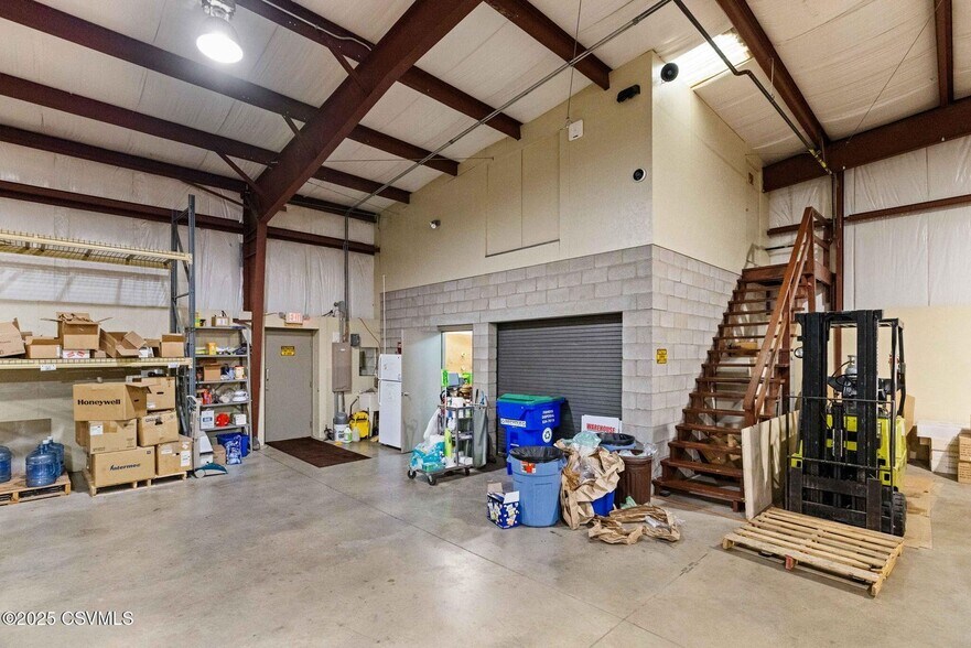 More Photos Of 145 N 15th St, Lewisburg Distribution For Sale