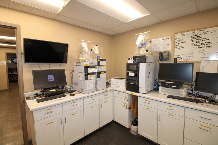 More Photos Of 6059 159th St, Galva Food Processing For Sale