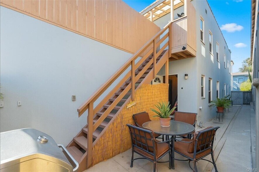More Photos Of 150 Ximeno Ave, Long Beach Multifamily For Sale