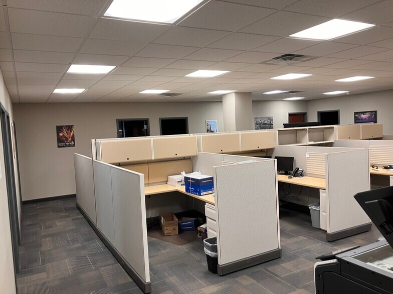 More Photos Of 2440 Sheridan Dr, Tonawanda Office For Lease