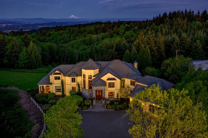 More Photos Of 6220 NW Skyline Blvd, Portland Specialty For Sale