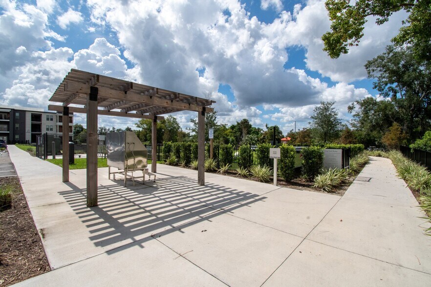 More Photos Of 234 E Mitchell Hammock Rd, Oviedo Apartments For Lease