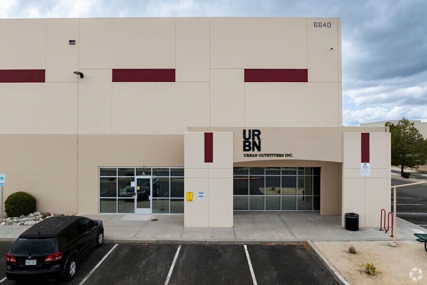 More Photos Of 6650 Echo Ave, Reno Distribution For Lease