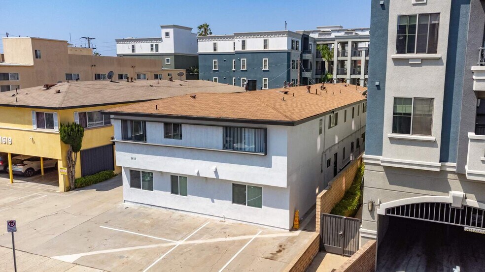 More Photos Of 1611 Brockton Ave, Los Angeles Apartments For Sale