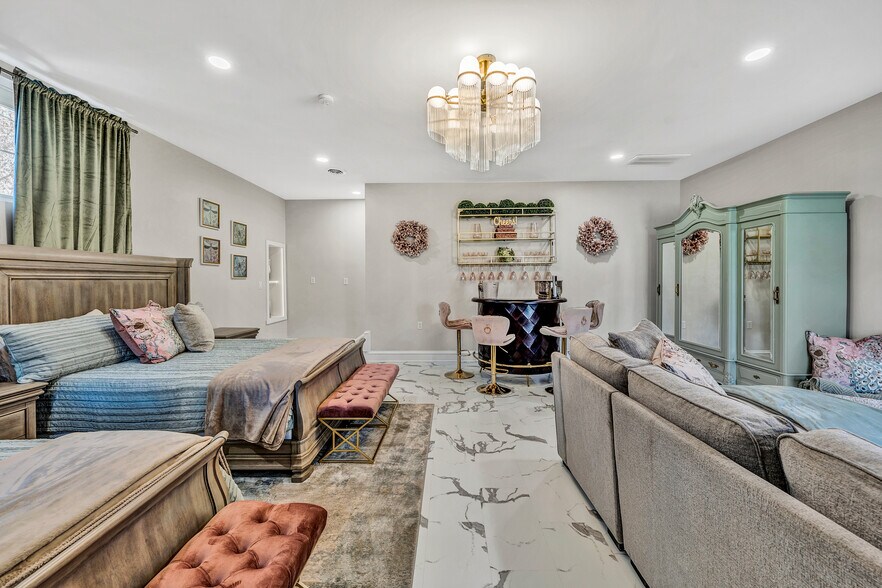 More Photos Of 750 Penn Hall Rd, Union Hall Specialty For Sale