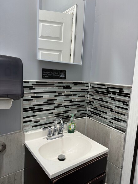 More Photos Of 201 Monticello Ave, Jersey City General Retail For Sale