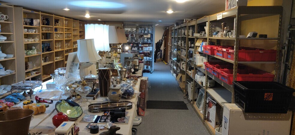 More Photos Of 3384 SE Milwaukie Ave, Portland Storefront For Lease
